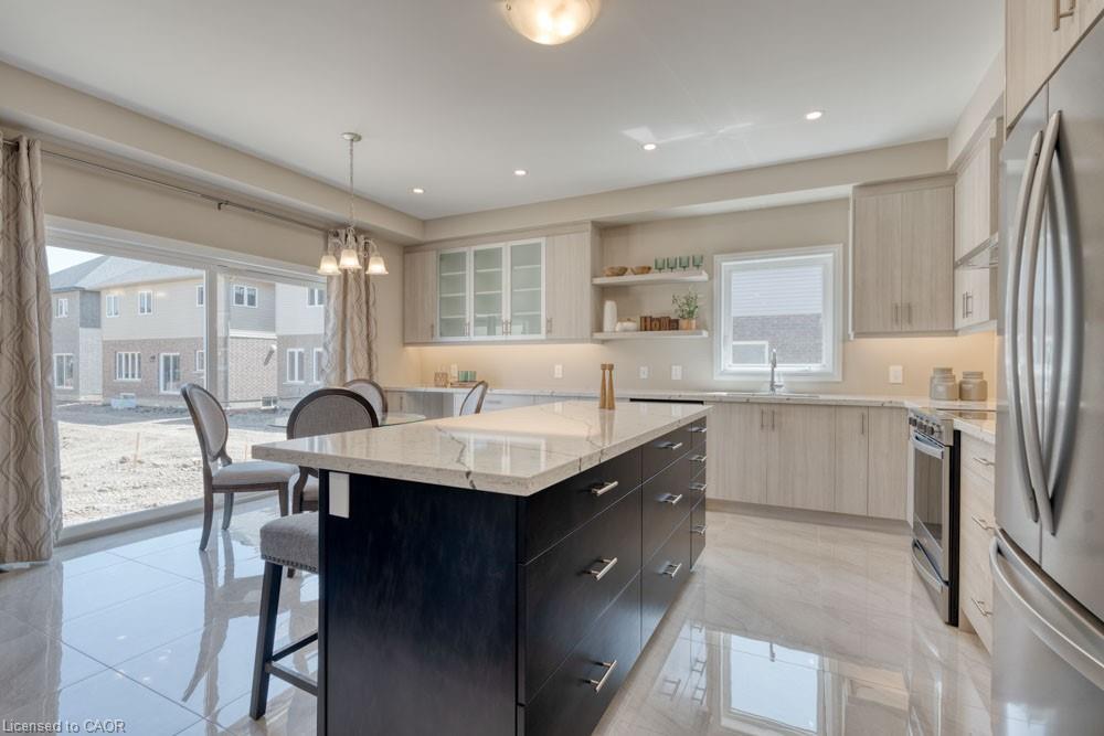 146 Rockledge Drive, Hannon, ON - Indoor Photo Showing Kitchen With Upgraded Kitchen