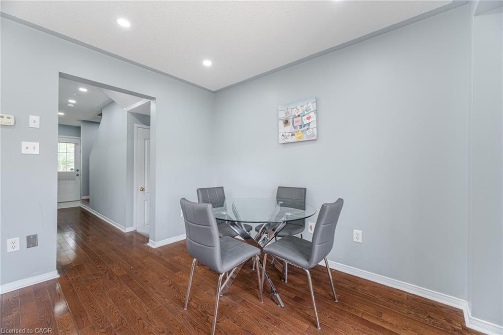 4 Vauxhall Crescent, Brampton, ON - Indoor Photo Showing Dining Room
