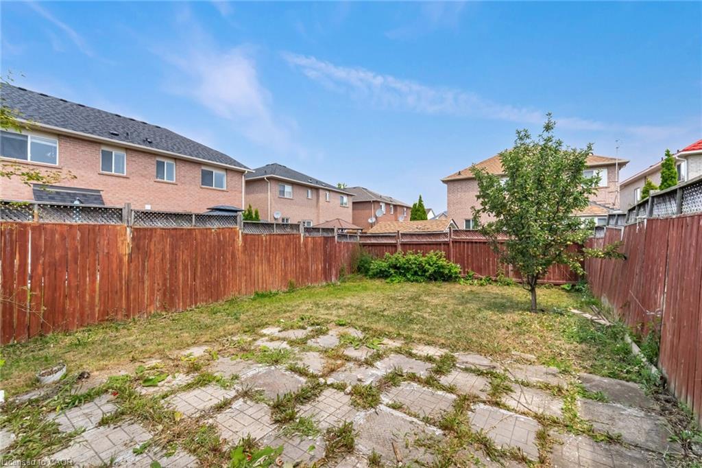 4 Vauxhall Crescent, Brampton, ON - Outdoor