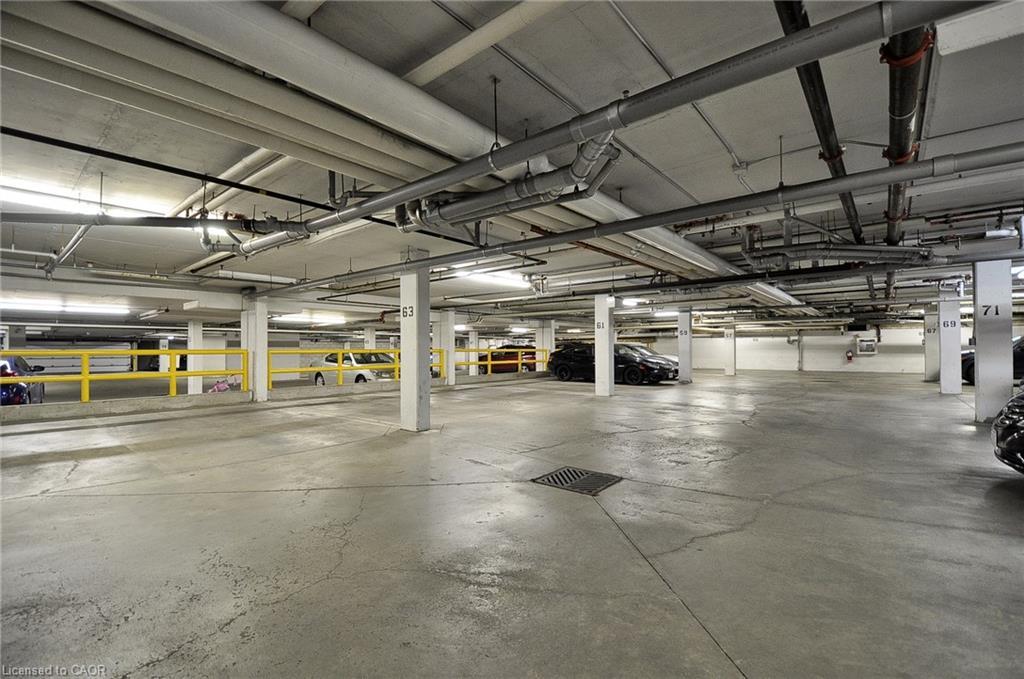 302-8 Harris Street, Cambridge, ON - Indoor Photo Showing Garage