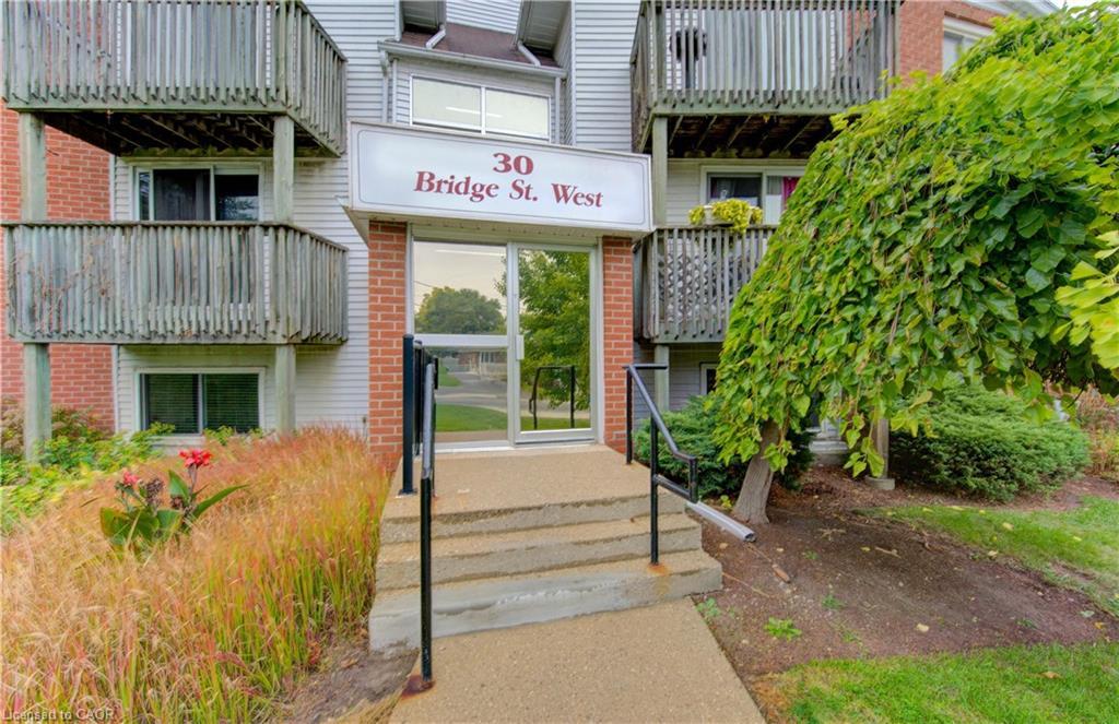 104-30 Bridge Street W, Kitchener, ON - Outdoor