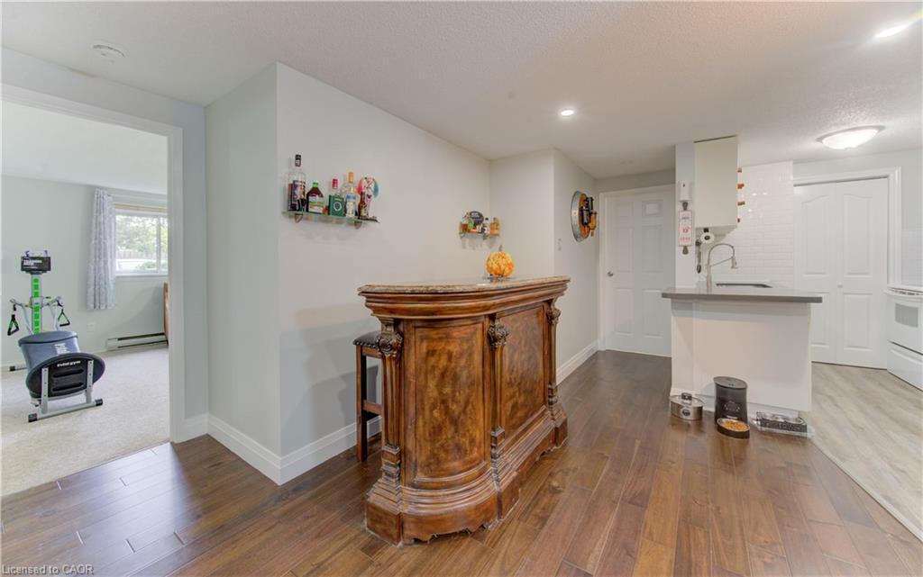 104-30 Bridge Street W, Kitchener, ON - Indoor Photo Showing Other Room