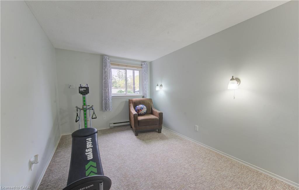 104-30 Bridge Street W, Kitchener, ON - Indoor