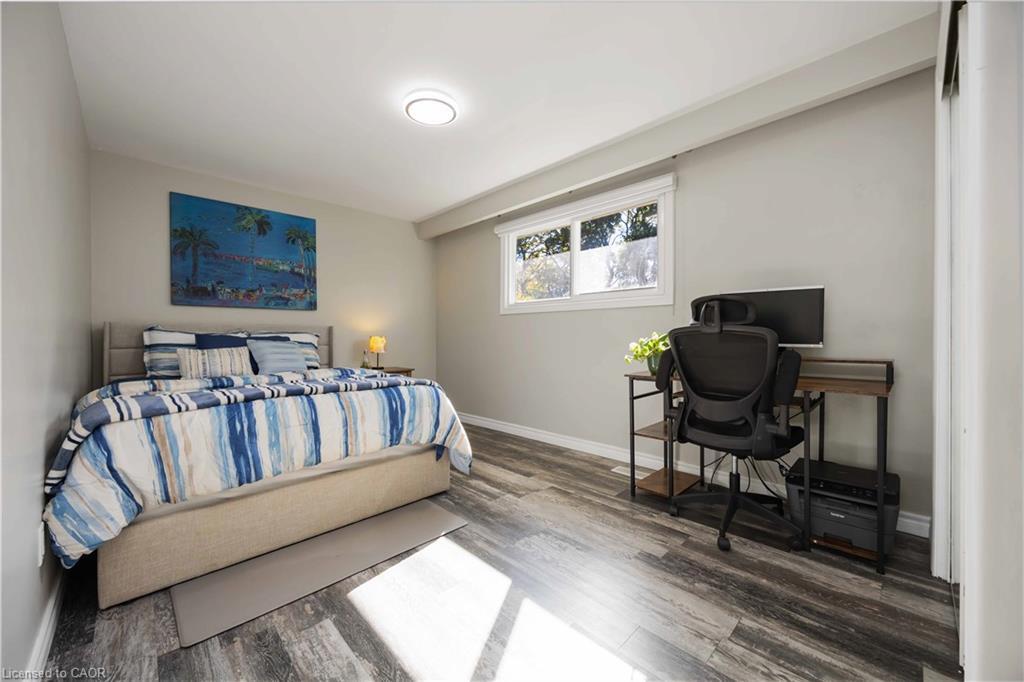 1057 King Street E, Oshawa, ON - Indoor Photo Showing Bedroom