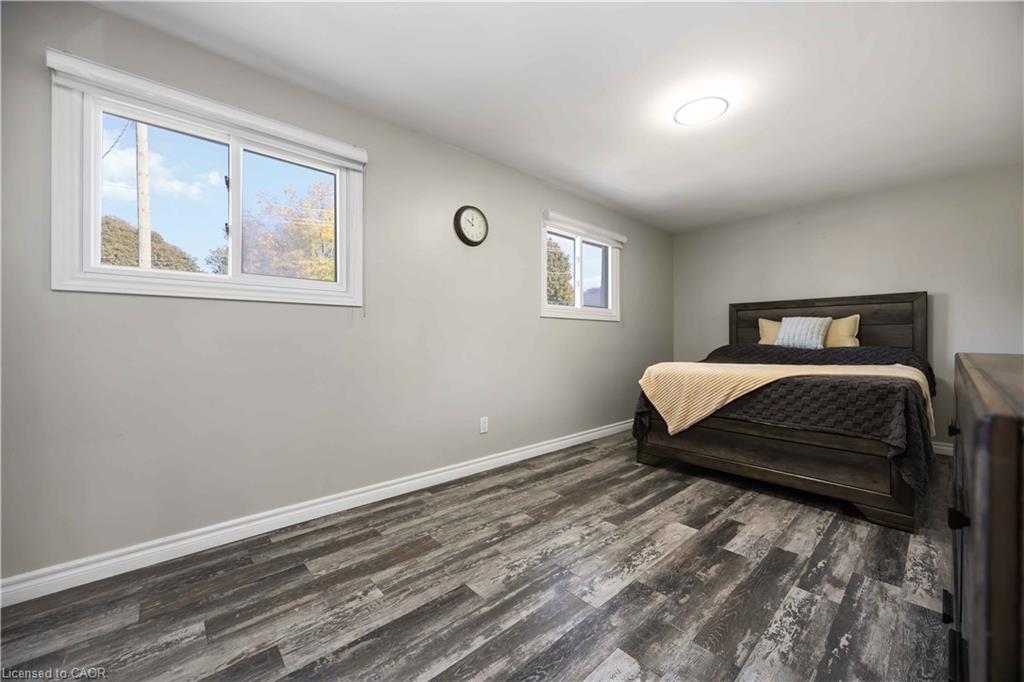 1057 King Street E, Oshawa, ON - Indoor Photo Showing Bedroom