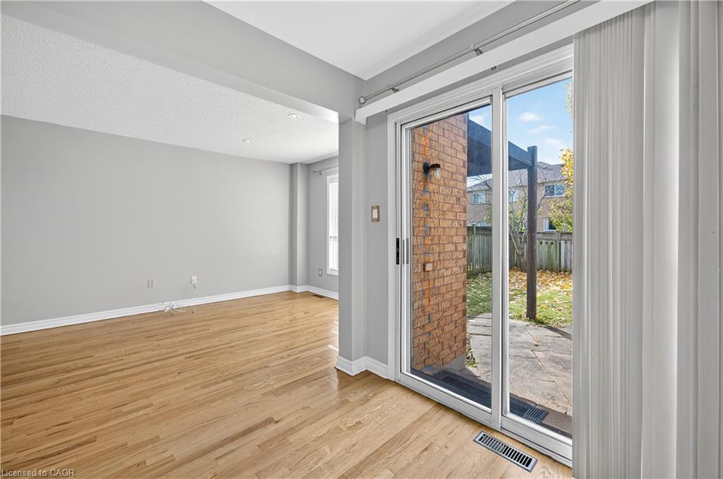 2456 Lazio Lane, Oakville, ON - Indoor Photo Showing Other Room