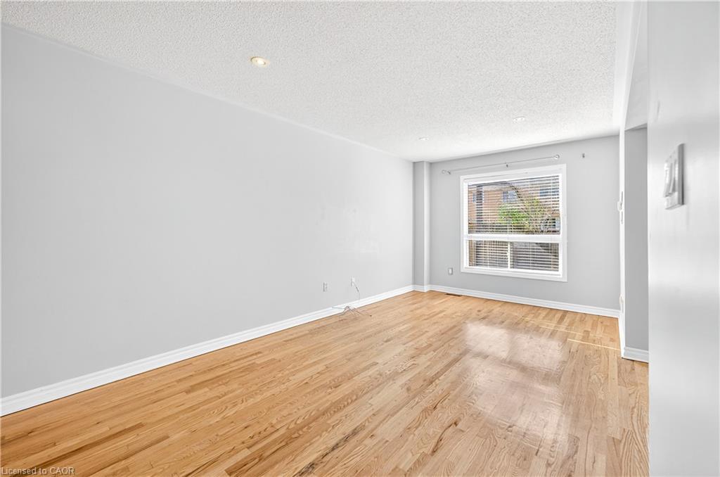 2456 Lazio Lane, Oakville, ON - Indoor Photo Showing Other Room