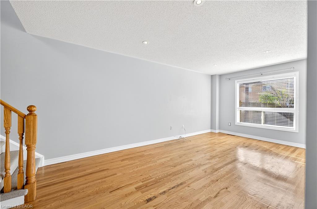 2456 Lazio Lane, Oakville, ON - Indoor Photo Showing Other Room