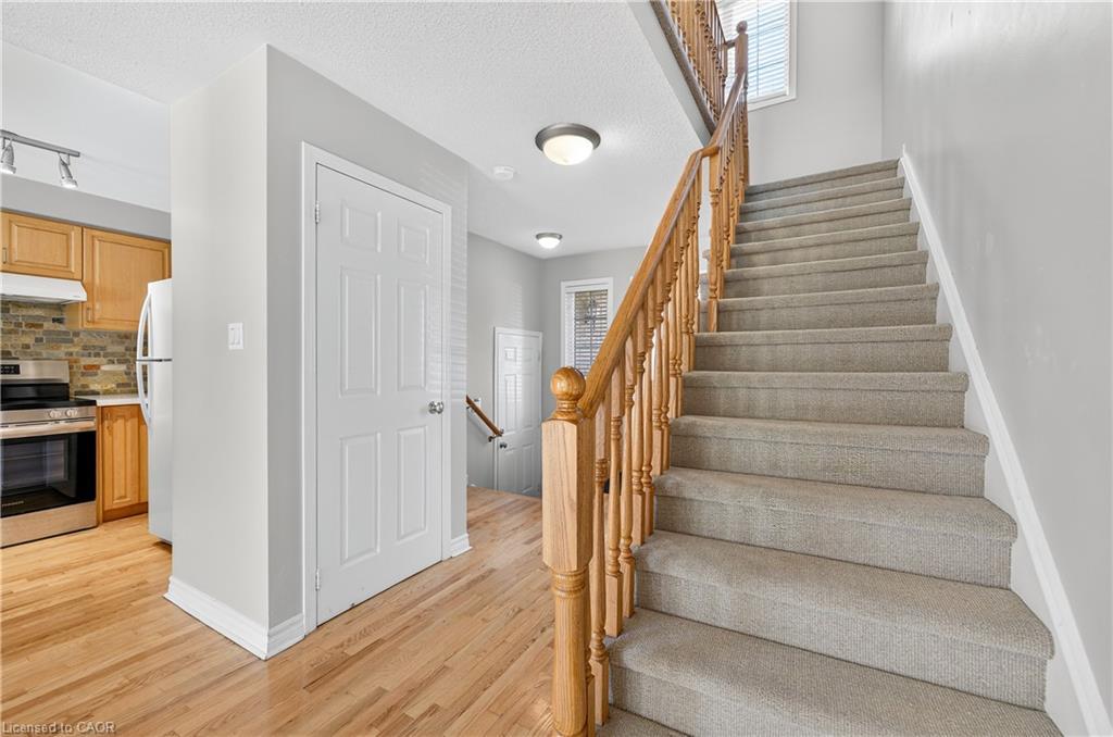 2456 Lazio Lane, Oakville, ON - Indoor Photo Showing Other Room