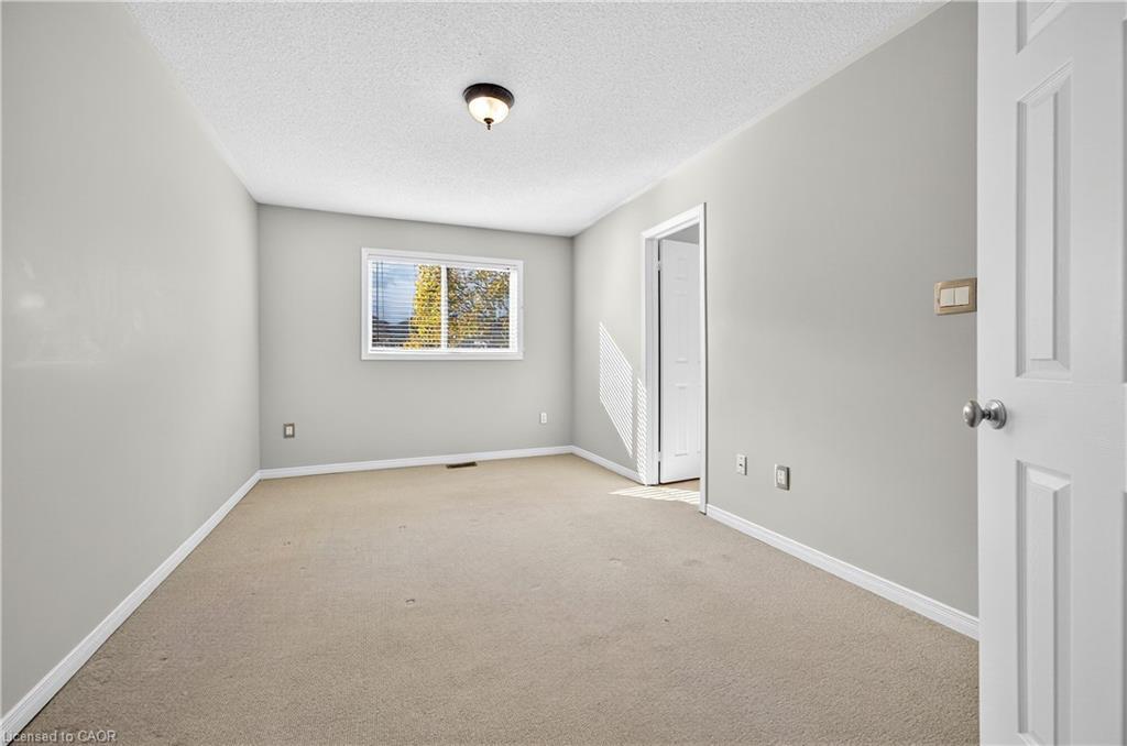 2456 Lazio Lane, Oakville, ON - Indoor Photo Showing Other Room