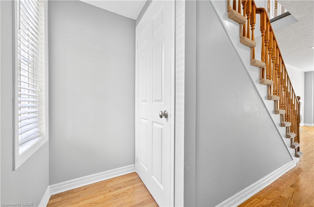 2456 Lazio Lane, Oakville, ON - Indoor Photo Showing Other Room