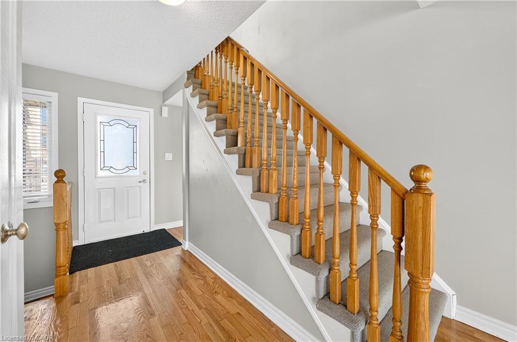 2456 Lazio Lane, Oakville, ON - Indoor Photo Showing Other Room