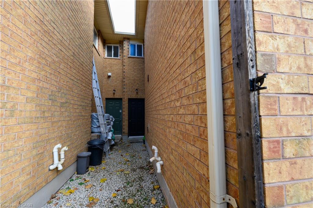 2456 Lazio Lane, Oakville, ON - Photo Showing Other Room