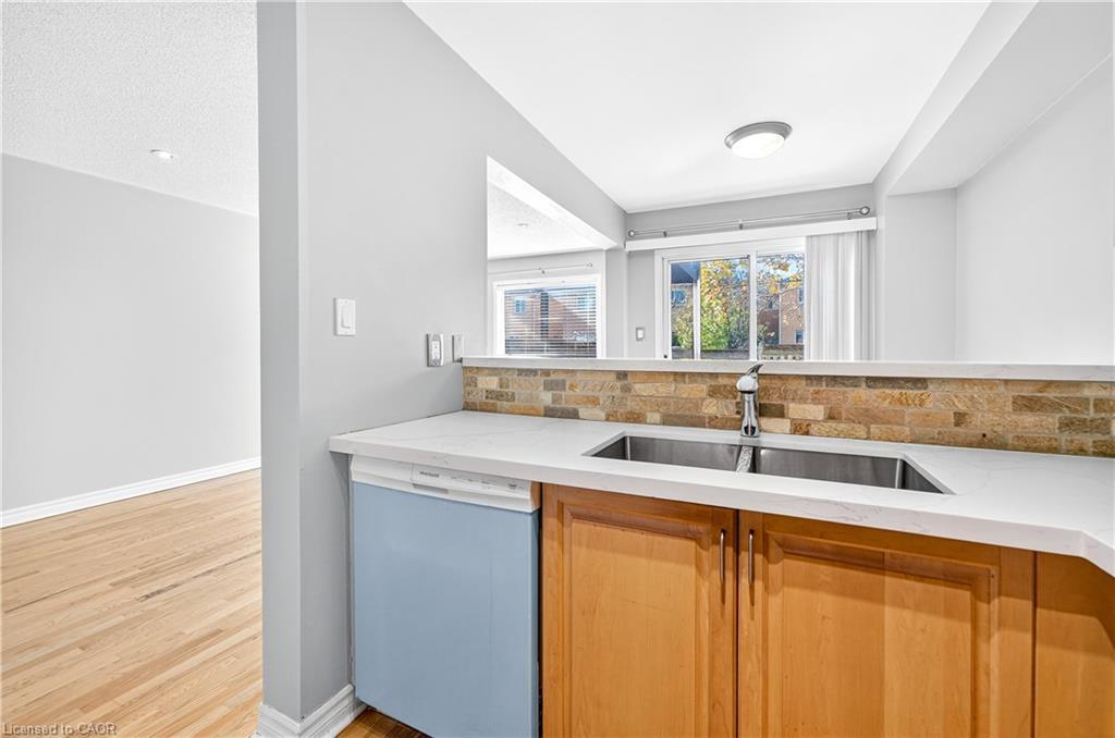 2456 Lazio Lane, Oakville, ON - Indoor Photo Showing Kitchen With Double Sink