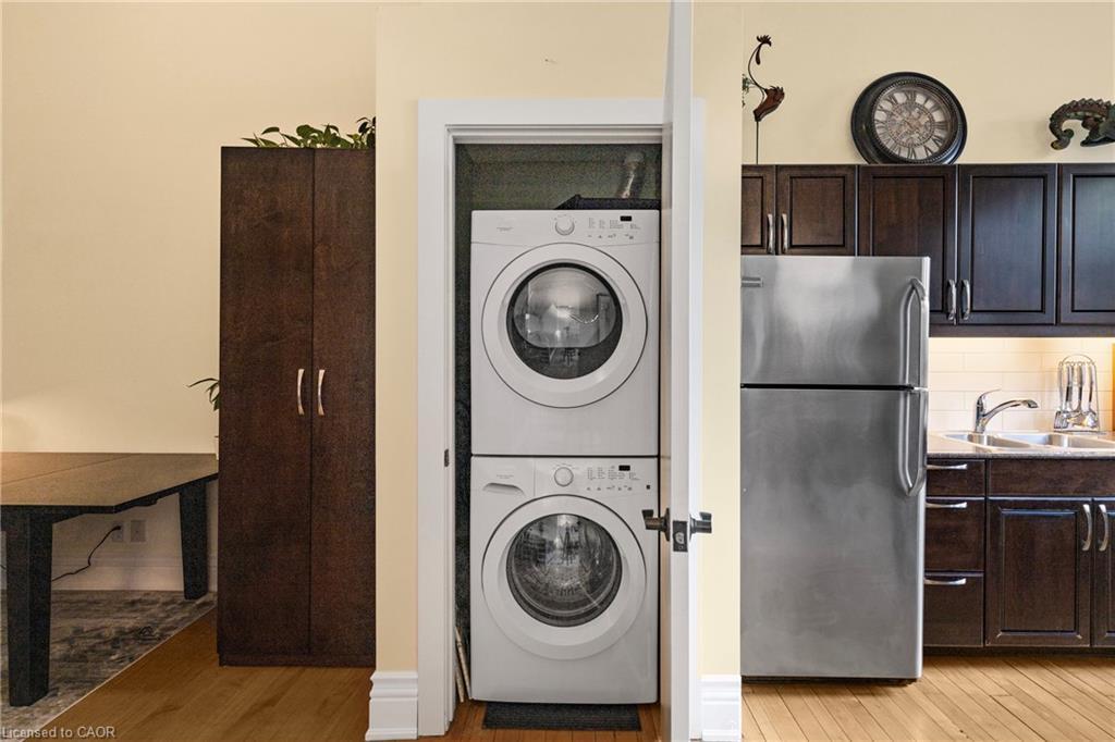 304-200 Stinson Street, Hamilton, ON - Indoor Photo Showing Laundry Room
