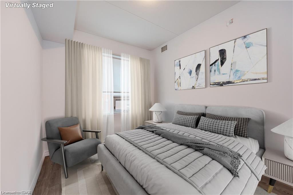 207-321 Spruce Street S, Waterloo, ON - Indoor Photo Showing Bedroom