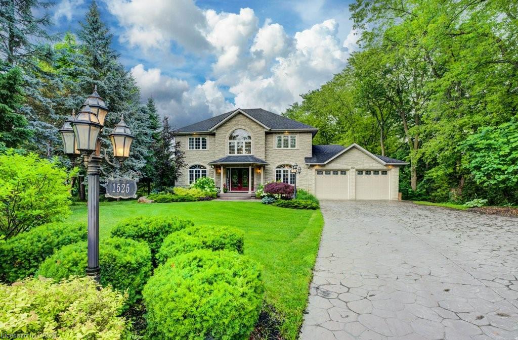 1525 Dickie Settlement Road, Cambridge, ON - Outdoor