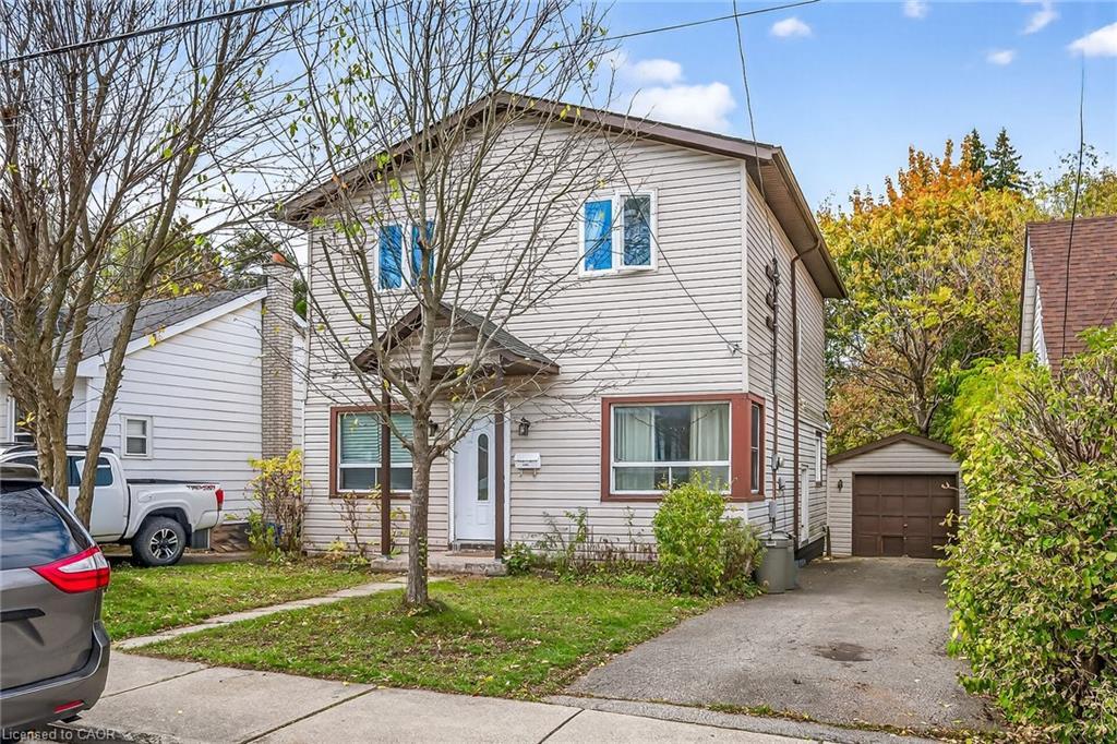 230 Broadway Avenue, Hamilton, ON - Outdoor With Facade