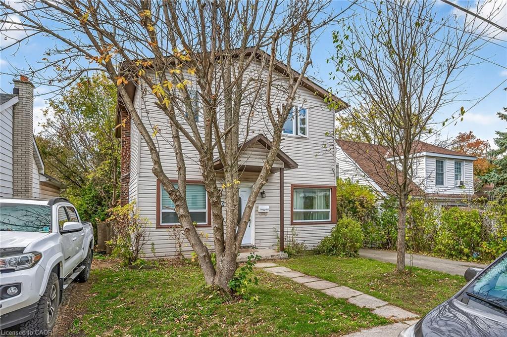 230 Broadway Avenue, Hamilton, ON - Outdoor With Facade