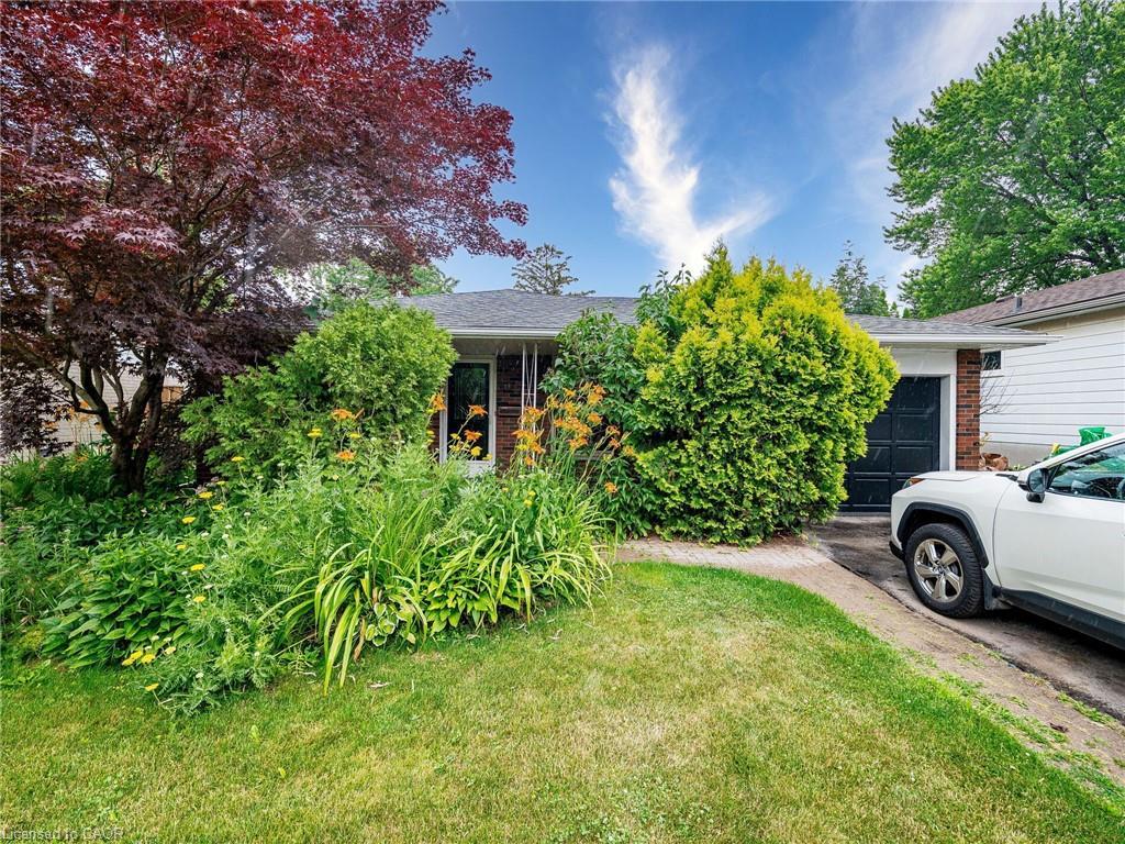 637 Artreva Crescent, Burlington, ON - Outdoor