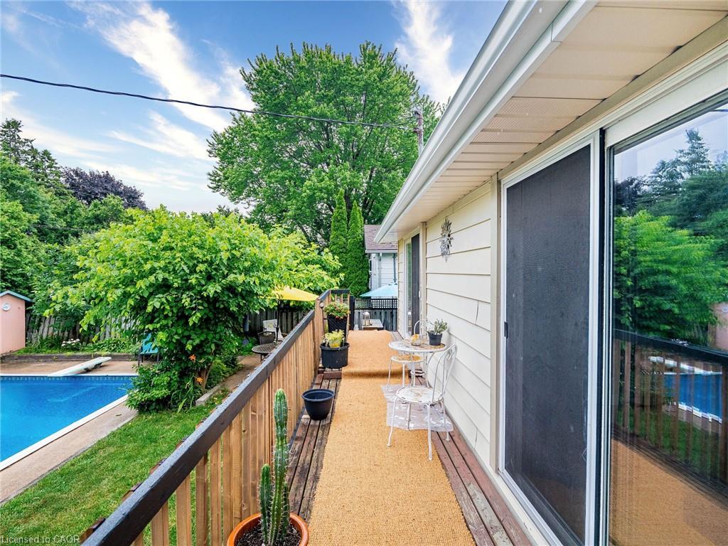 637 Artreva Crescent, Burlington, ON - Outdoor With Exterior