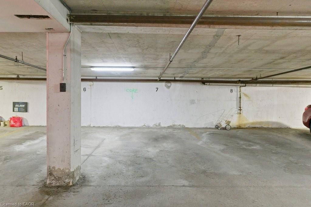 701-432 Main Street E, Hamilton, ON - Indoor Photo Showing Garage