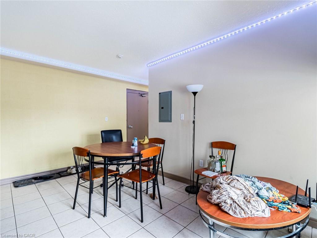 203-251 Lester Street, Waterloo, ON - Indoor Photo Showing Dining Room