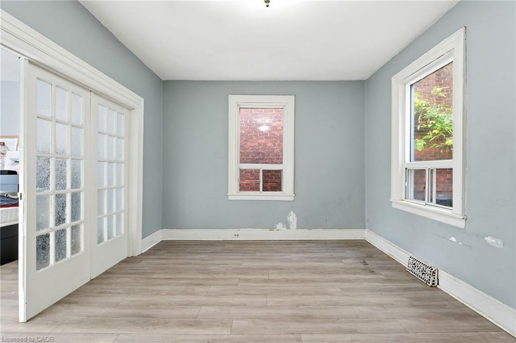 117 Ray Street N, Hamilton, ON - Indoor Photo Showing Other Room