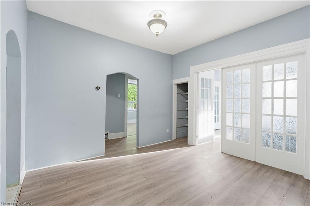 117 Ray Street N, Hamilton, ON - Indoor Photo Showing Other Room