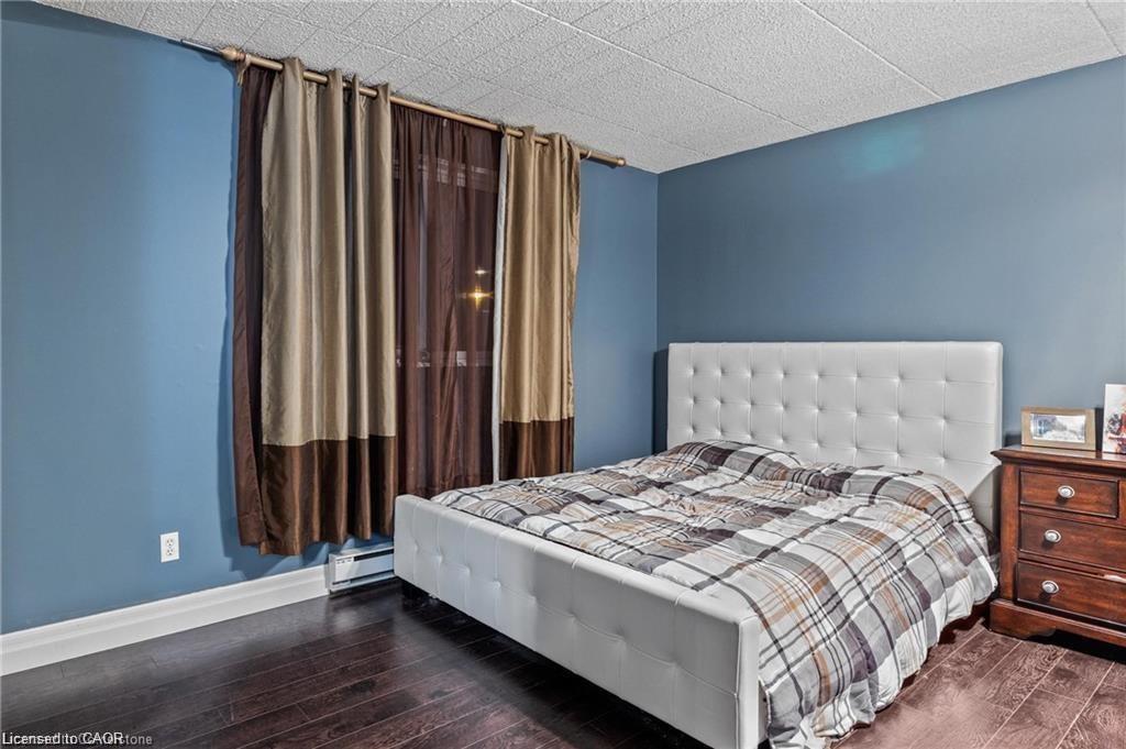 310-6 Walton Avenue, Kitchener, ON - Indoor Photo Showing Bedroom