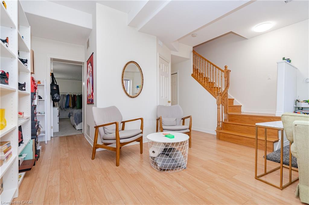 8A Hainer Street, St. Catharines, ON - Indoor Photo Showing Other Room