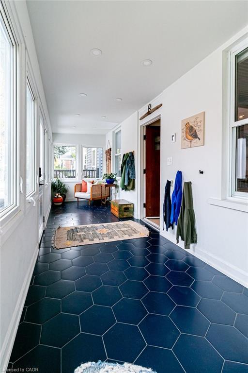 47 Tom Street, Hamilton, ON - Indoor Photo Showing Other Room