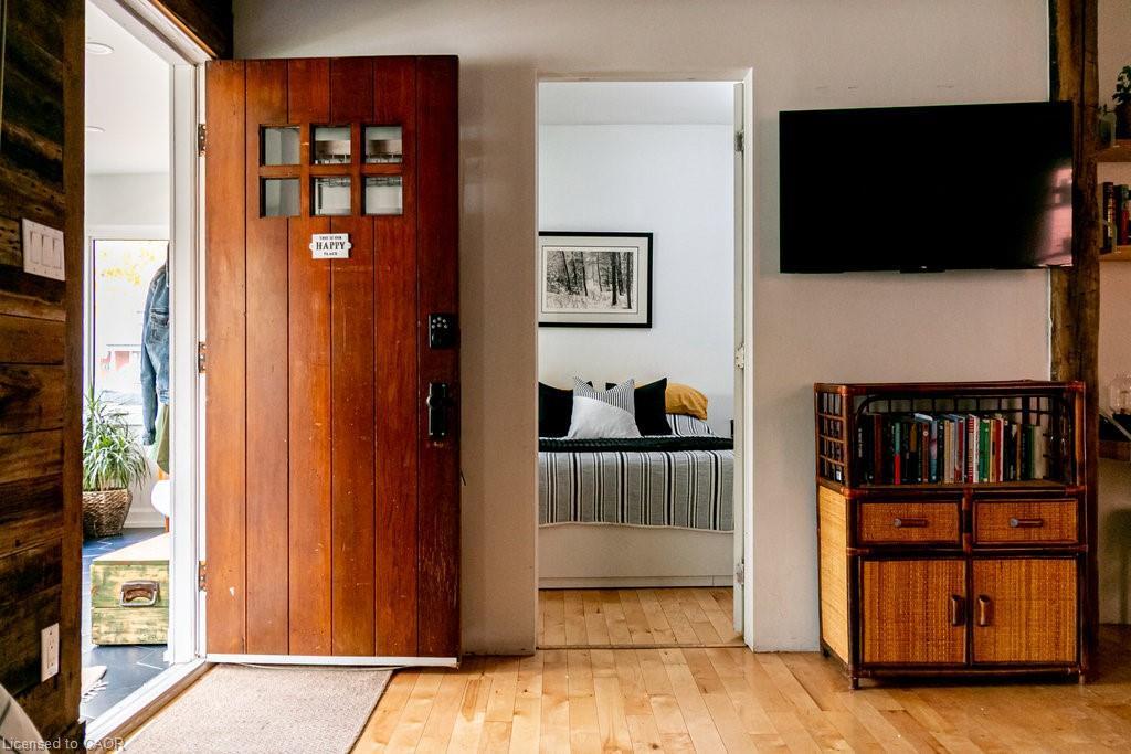 47 Tom Street, Hamilton, ON - Indoor Photo Showing Other Room