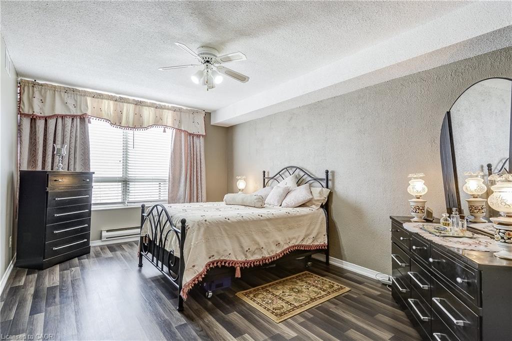 510-495 Highway No. 8, Hamilton, ON - Indoor Photo Showing Bedroom