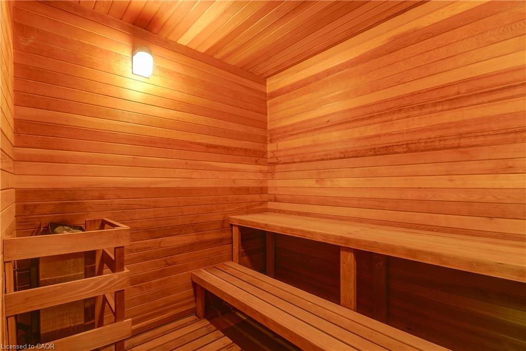 510-495 Highway No. 8, Hamilton, ON - Indoor Photo Showing Other Room