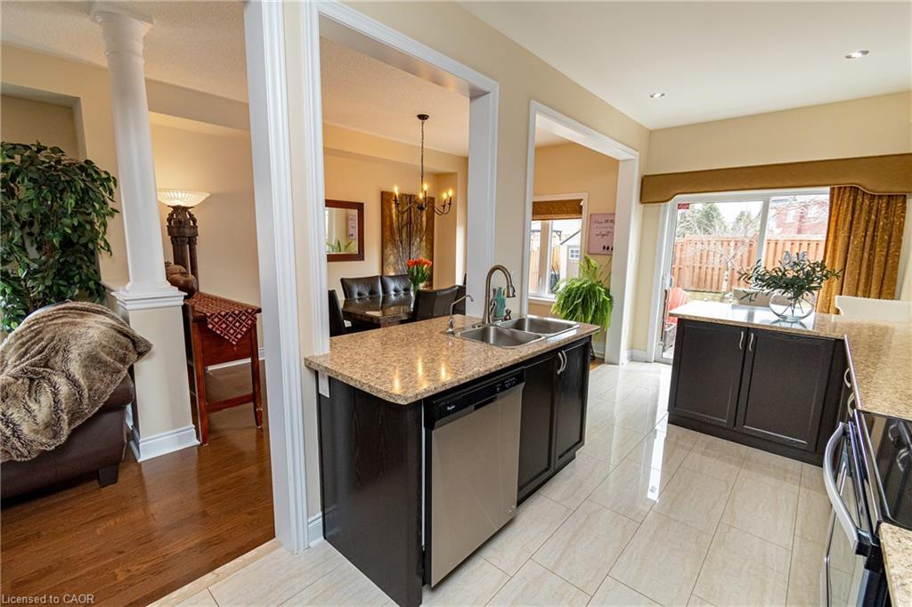 67 Forsyth Crescent, Barrie, ON - Indoor Photo Showing Other Room