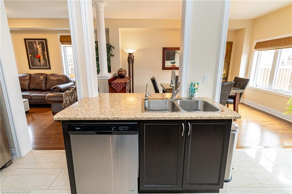 67 Forsyth Crescent, Barrie, ON - Indoor Photo Showing Kitchen With Double Sink