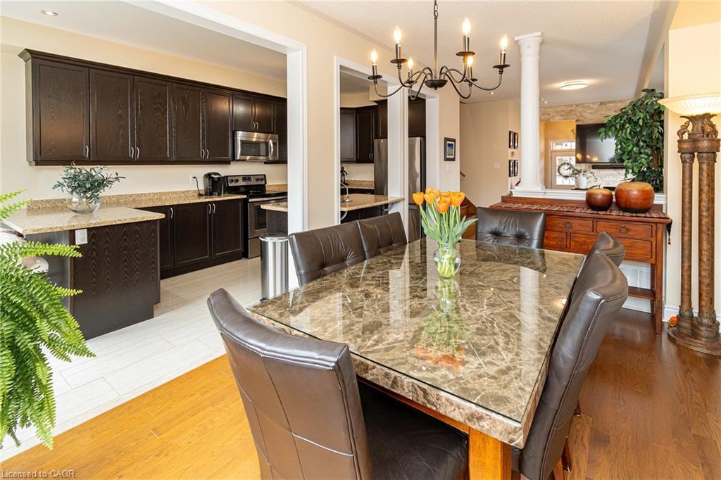67 Forsyth Crescent, Barrie, ON - Indoor Photo Showing Dining Room