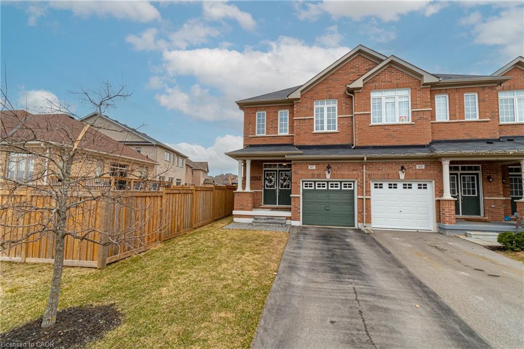 67 Forsyth Crescent, Barrie, ON - Outdoor With Facade