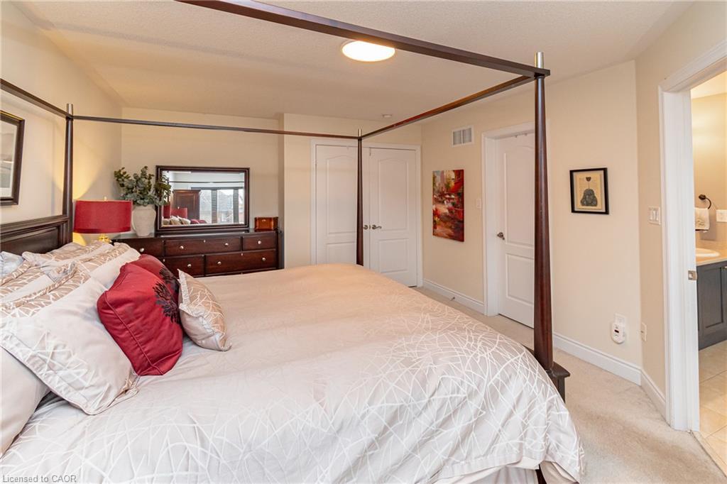 67 Forsyth Crescent, Barrie, ON - Indoor Photo Showing Bedroom