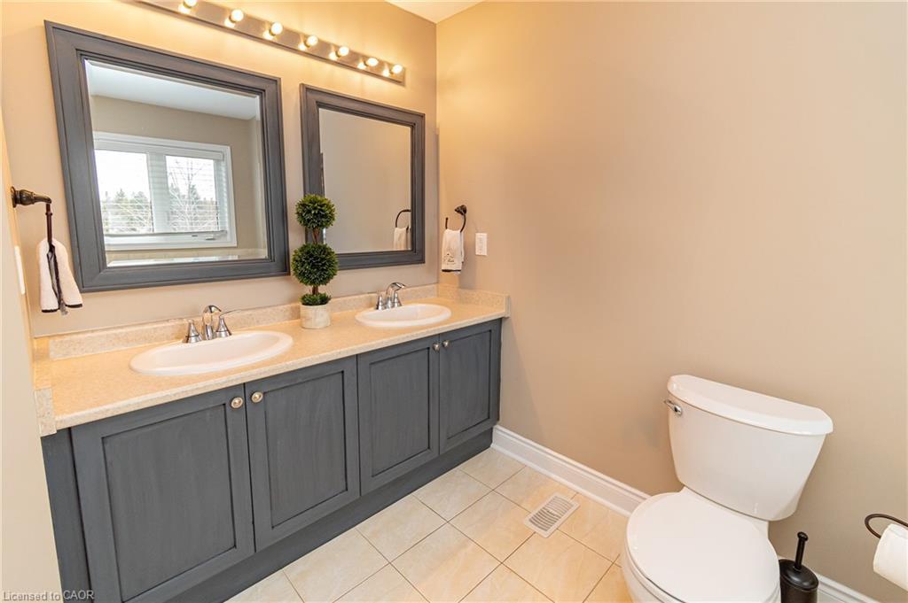 67 Forsyth Crescent, Barrie, ON - Indoor Photo Showing Bathroom