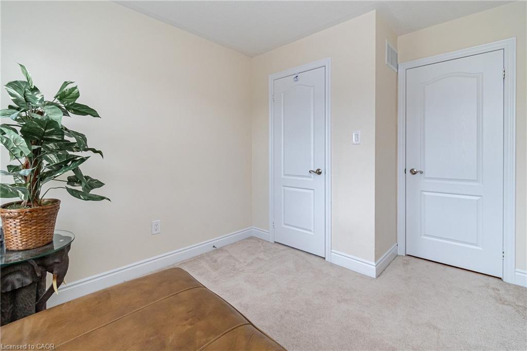 67 Forsyth Crescent, Barrie, ON - Indoor Photo Showing Other Room