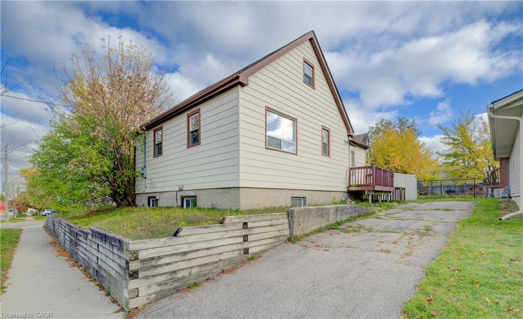 439 Alice Avenue, Kitchener, ON - Outdoor With Exterior
