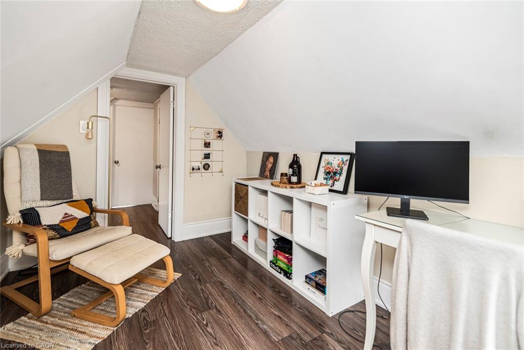 319 Hunter Street W, Hamilton, ON - Indoor Photo Showing Office