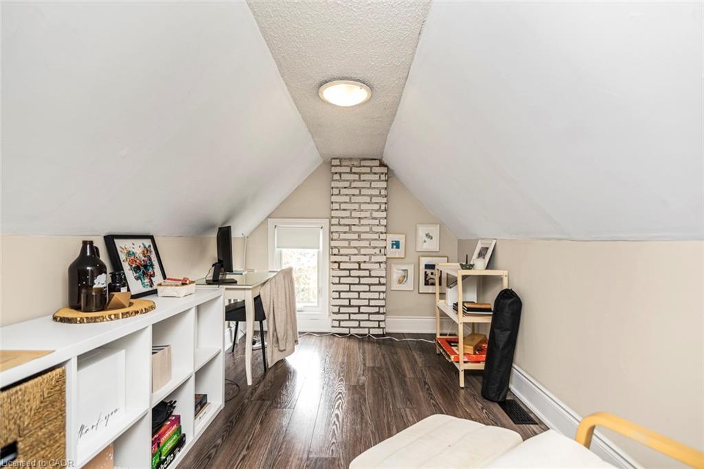 319 Hunter Street W, Hamilton, ON - Indoor