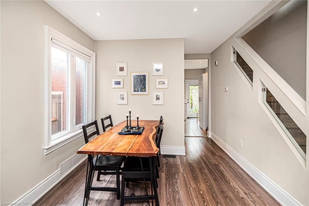 319 Hunter Street W, Hamilton, ON - Indoor