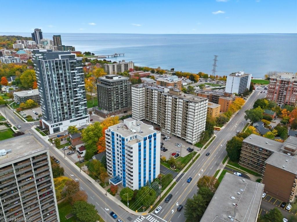 803-1272 Ontario Street, Burlington, ON - Outdoor With Body Of Water With View