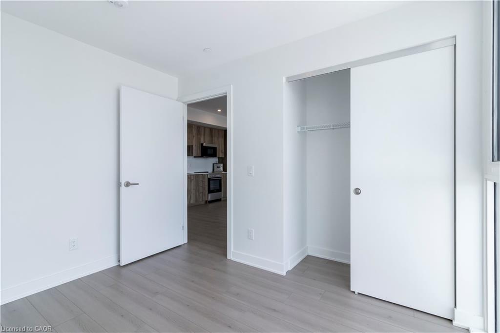 2810-25 Wellington Street S, Kitchener, ON - Indoor Photo Showing Other Room