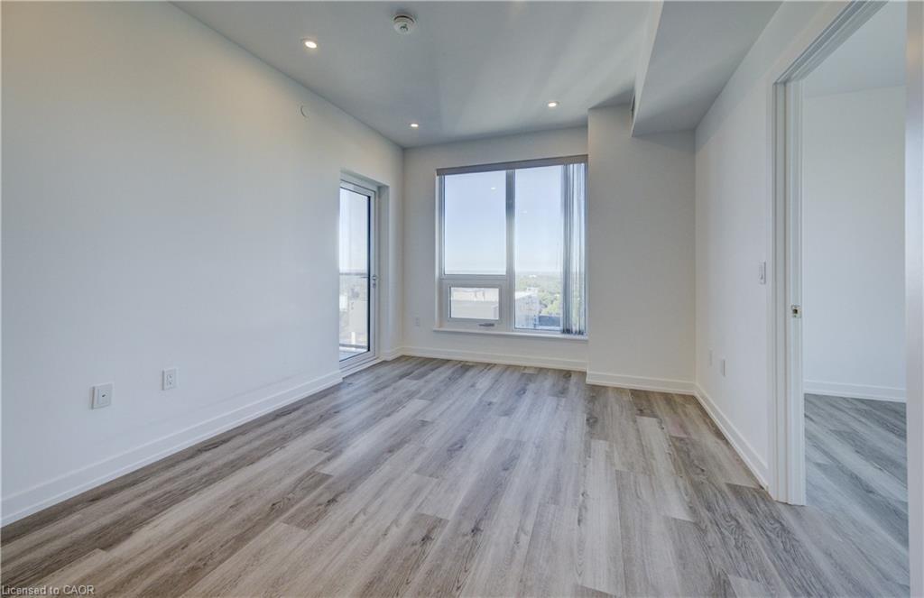 2302-15 Wellington Street S, Kitchener, ON - Indoor Photo Showing Other Room