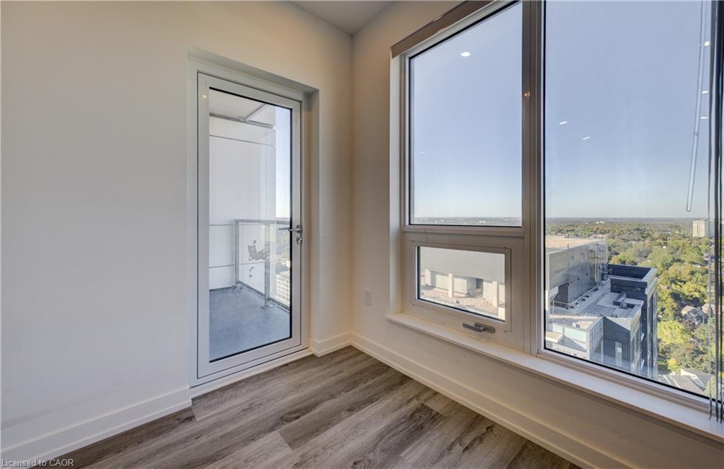 2302-15 Wellington Street S, Kitchener, ON - Indoor Photo Showing Other Room